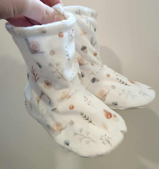 Pantoufles minky motifs- BÉBÉ (doux champignons)