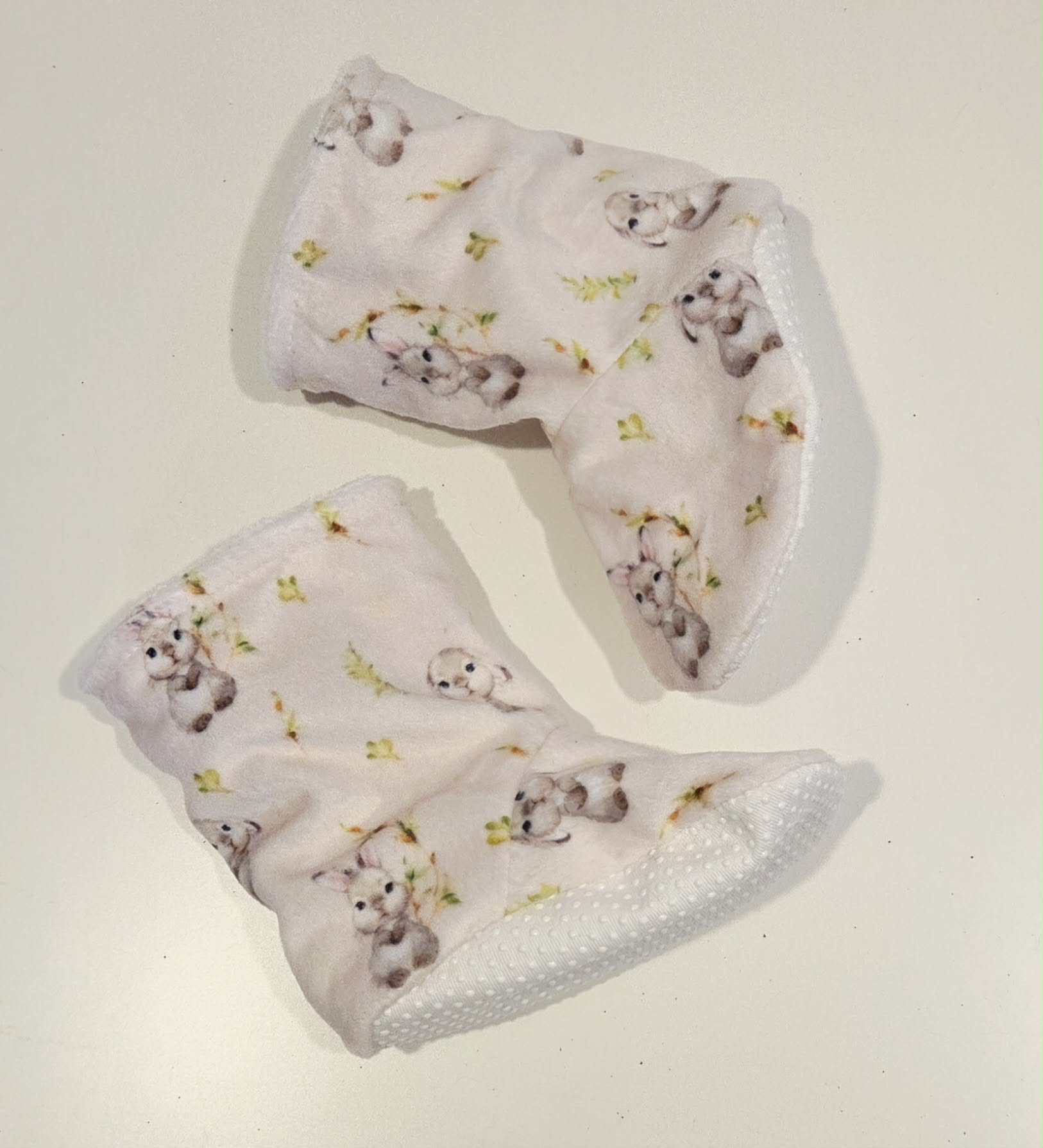 Pantoufles minky motifs (animaux) – Bébé